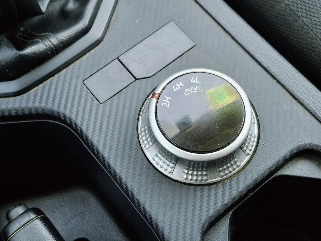Mitsubishi L200 L200 Katana D/c 2.4 Tdi Mt Xrt 4x4 año 2024