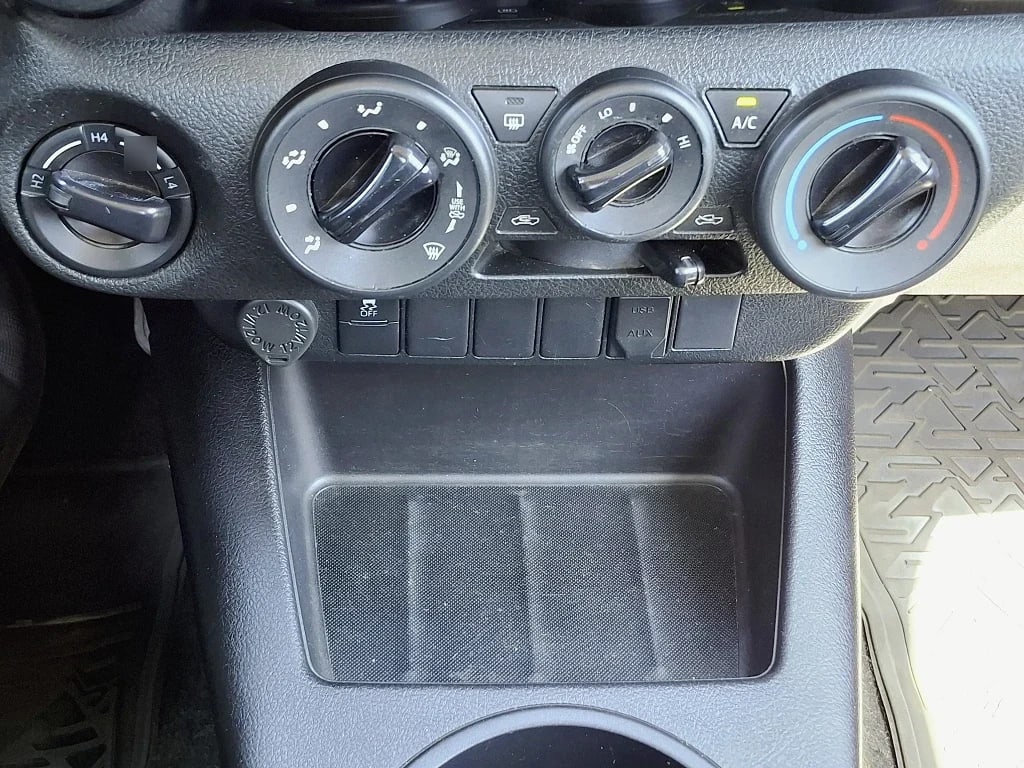 Toyota Hilux Hilux Dc 4x4 2.4 D Dx Mt año 2024