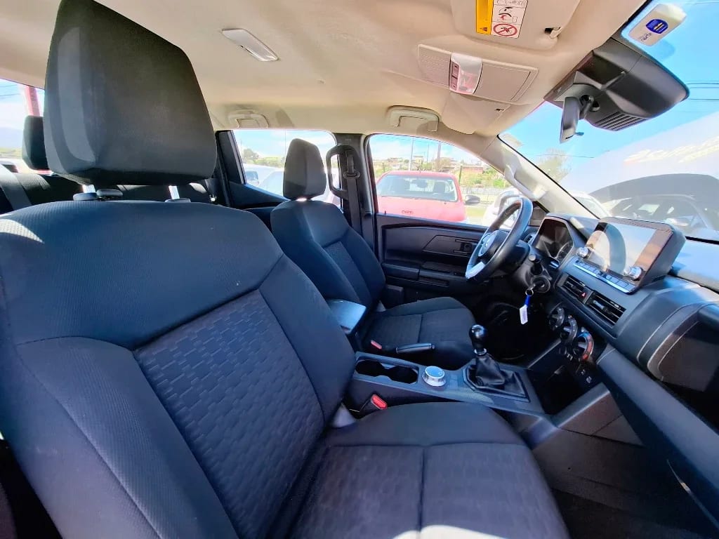 Mitsubishi L200 L200 Katana D/c 2.4 Tdi Mt Xrt 4x4 año 2024