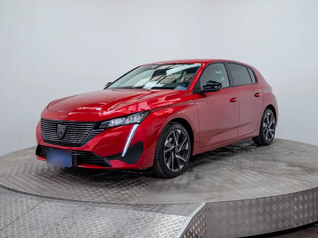 Peugeot 308 1.2 Allure Pack Puretech 130hp At año 2024