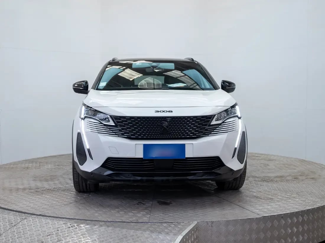 Peugeot 3008 1.6 Gt Puretech 180 At año 2024