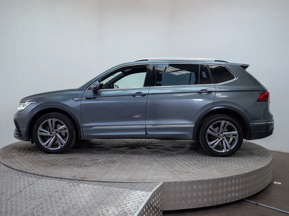 Volkswagen Tiguan 2.0 Tsi R-Line At 4x4 año 2023