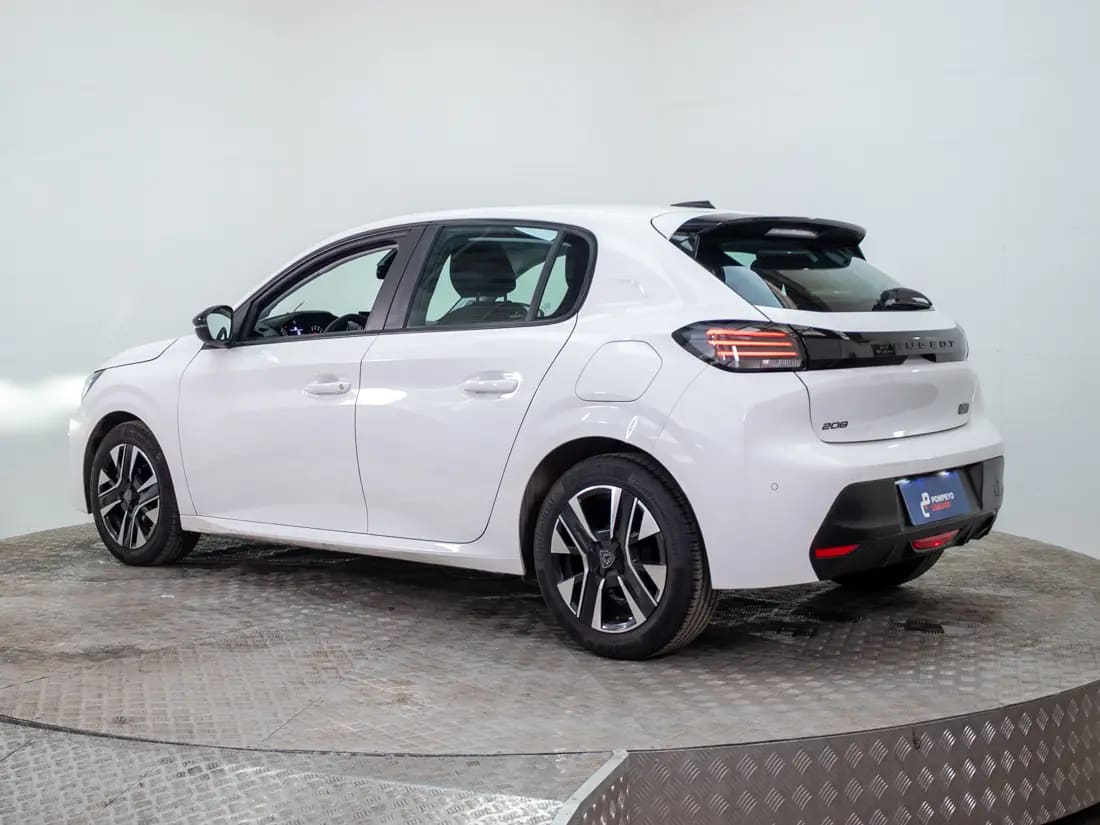 Peugeot 208 Mca Active Gasolina 100hp Mt año 2026