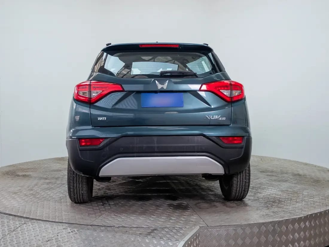 Mahindra Xuv300 1.2 Comfort Mt año 2024