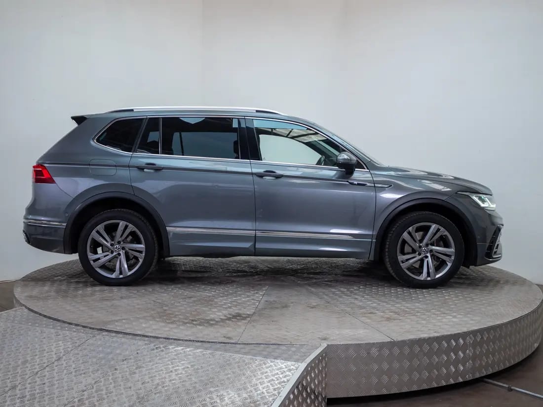 Volkswagen Tiguan 2.0 Tsi R-Line At 4x4 año 2023
