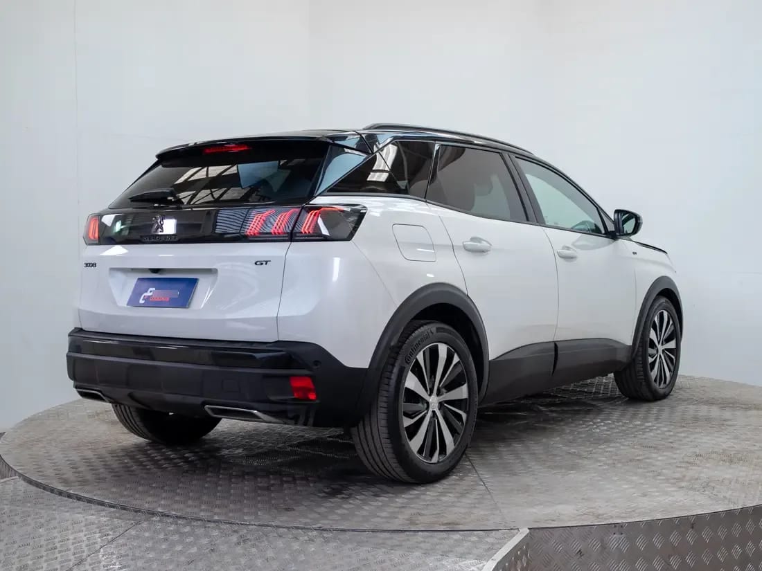 Peugeot 3008 1.6 Gt Puretech 180 At año 2024