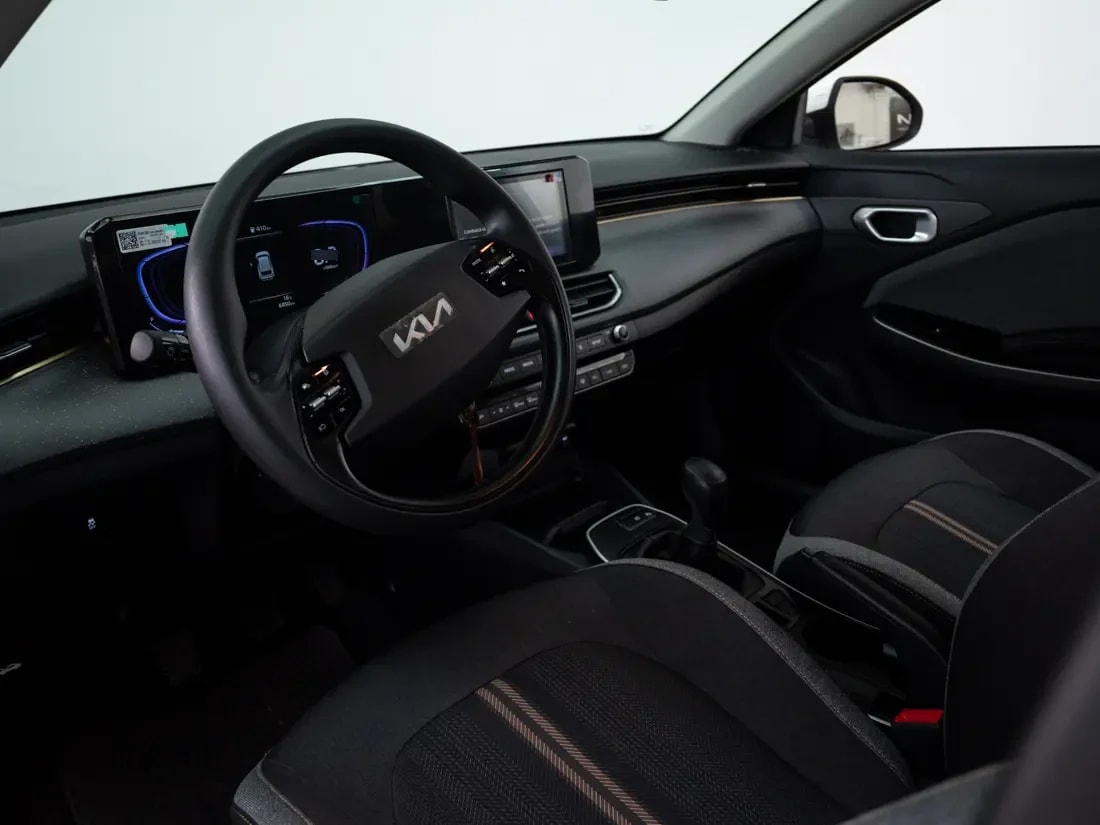 Kia K3 1.4 Cross Lx Mt año 2026