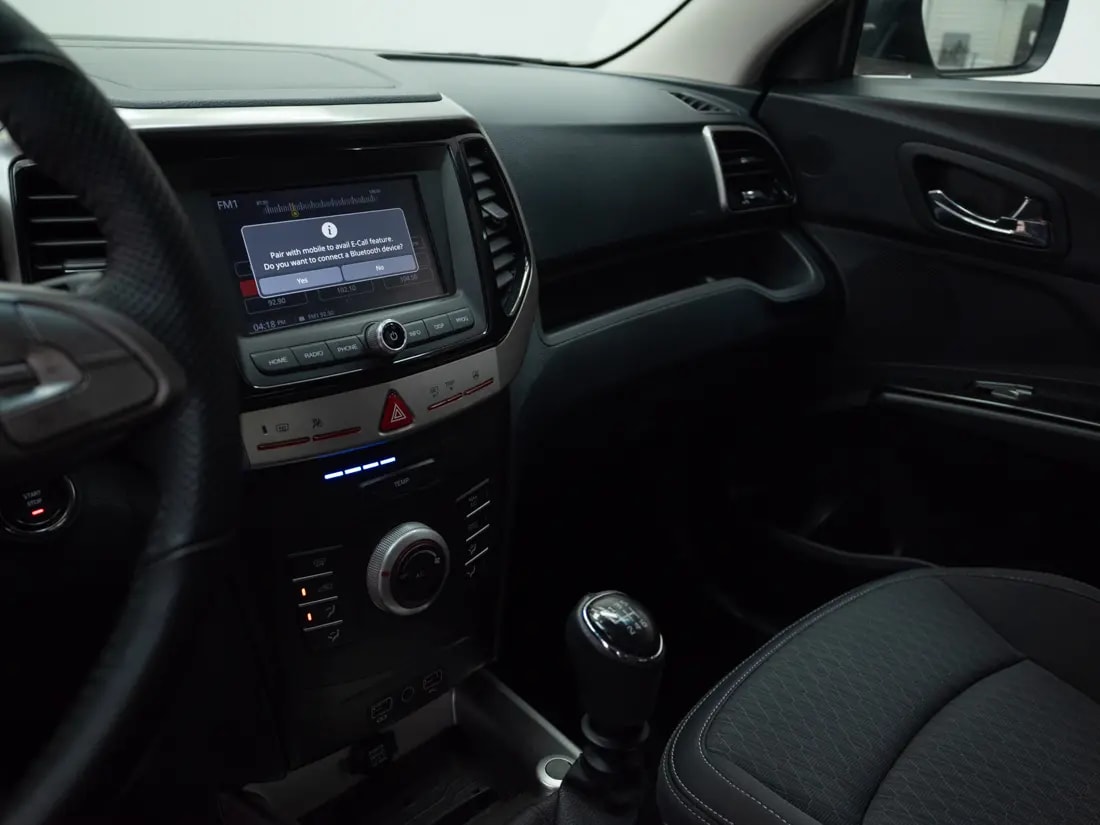 Mahindra Xuv300 1.2 Comfort Mt año 2024