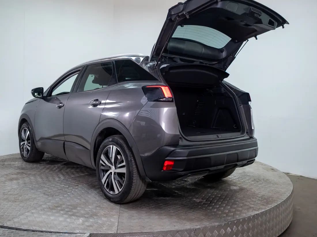 Peugeot 3008 1.5 Active Pack Bluehdi 130 Mt Diesel año 2023