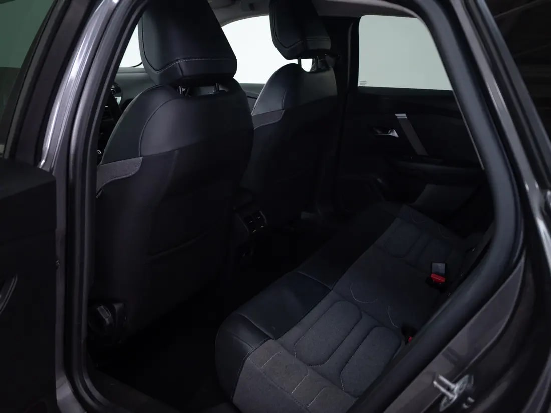 Citroen C4 1.2 Puretech 130 S&amp;s Eat8 Shine At año 2022