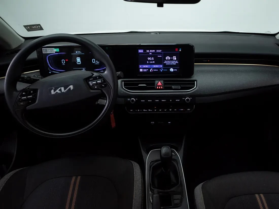 Kia K3 1.4 Cross Lx Mt año 2026
