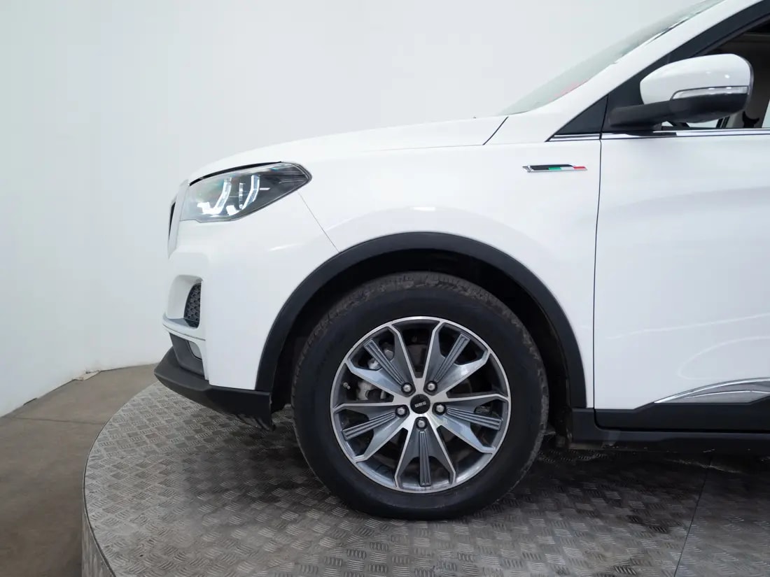 SWM G05 G05 1.5 Pro Luxury Mt año 2024