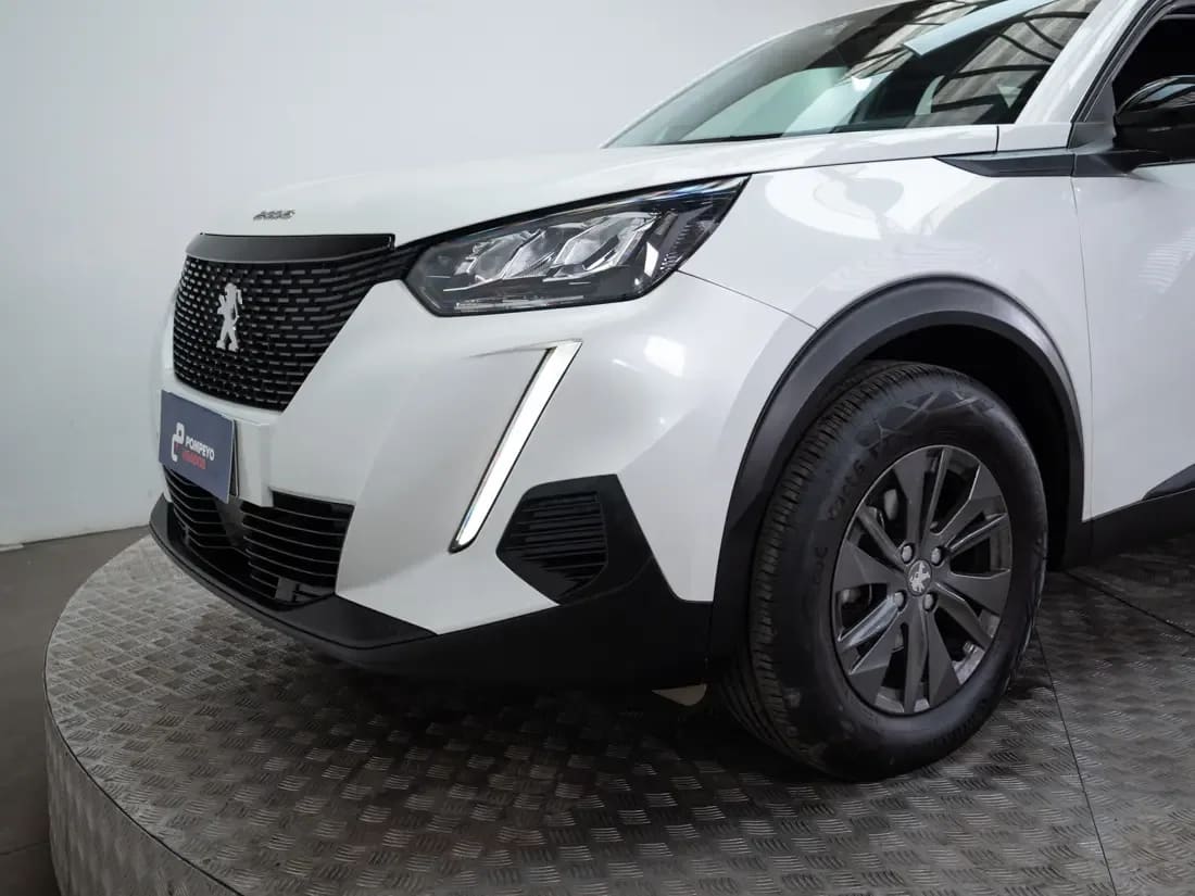 Peugeot Nuevo 2008 1.2 Active Pack Puretech 130 Mt año 2024