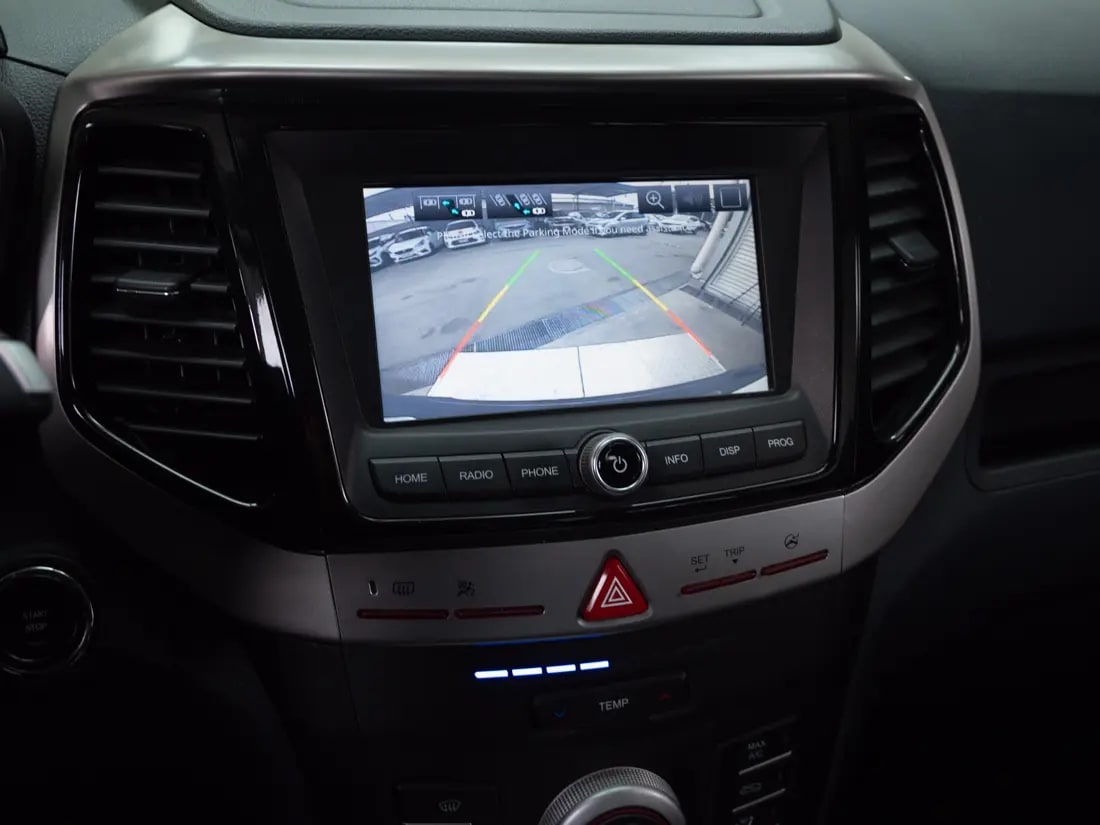 Mahindra Xuv300 1.2 Comfort Mt año 2024