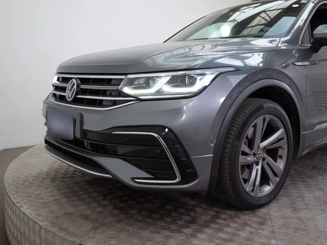 Volkswagen Tiguan 2.0 Tsi R-Line At 4x4 año 2023