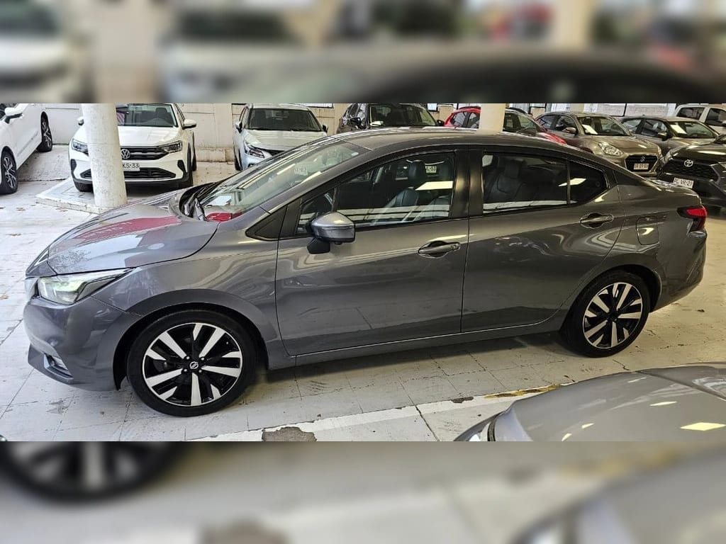 Nissan Versa Cvt 1.6 año 2022