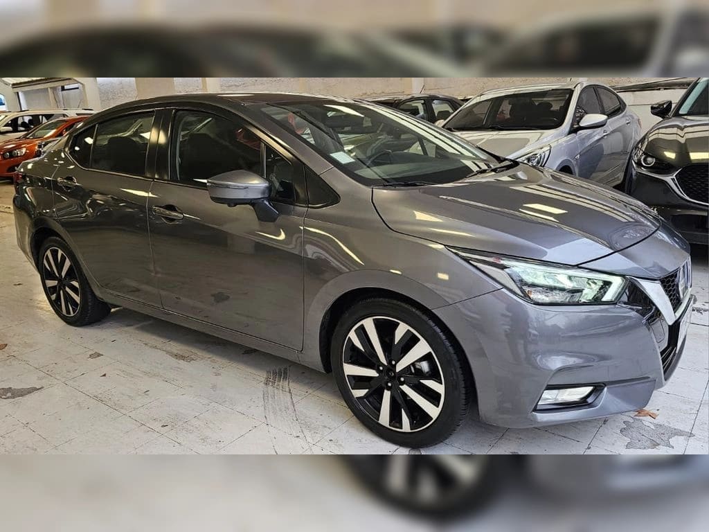 Nissan Versa Cvt 1.6 año 2022