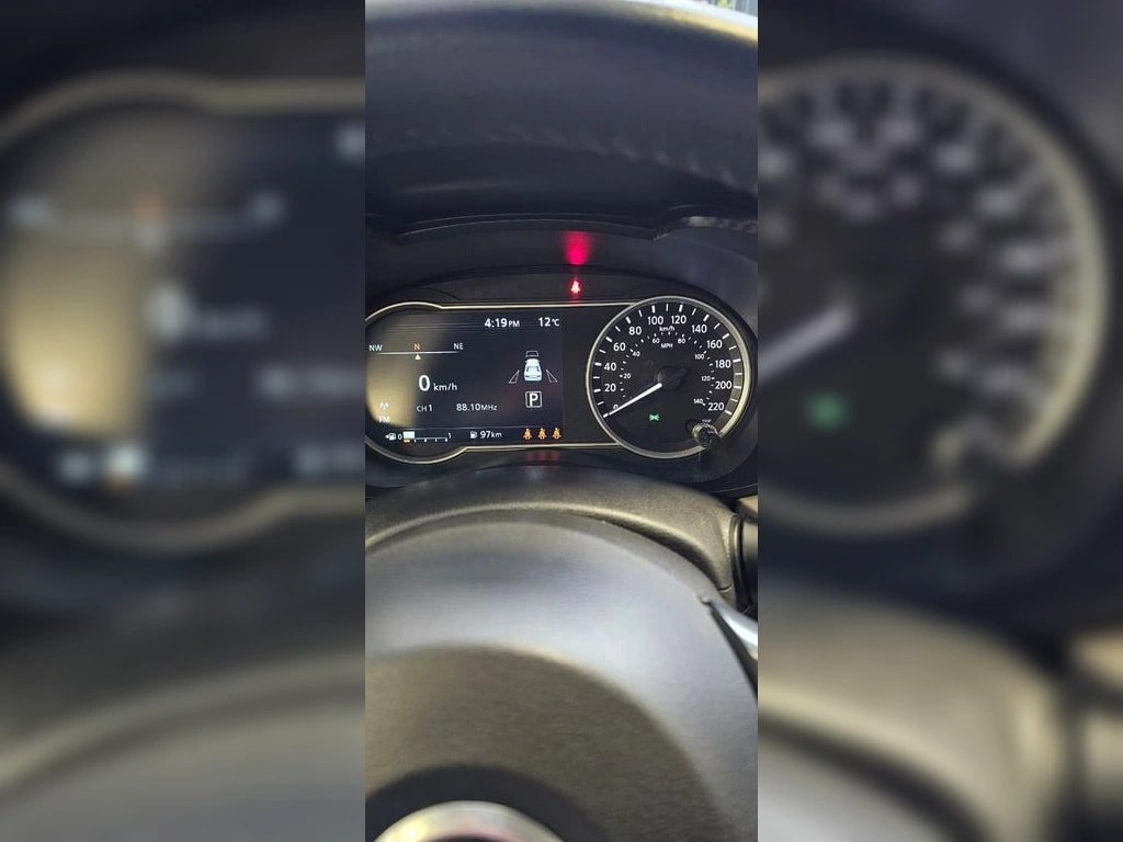 Nissan Versa Cvt 1.6 año 2022