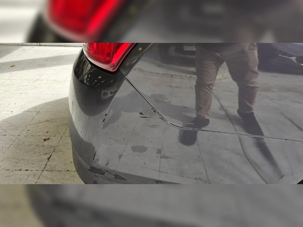 Nissan Versa Mt año 2021