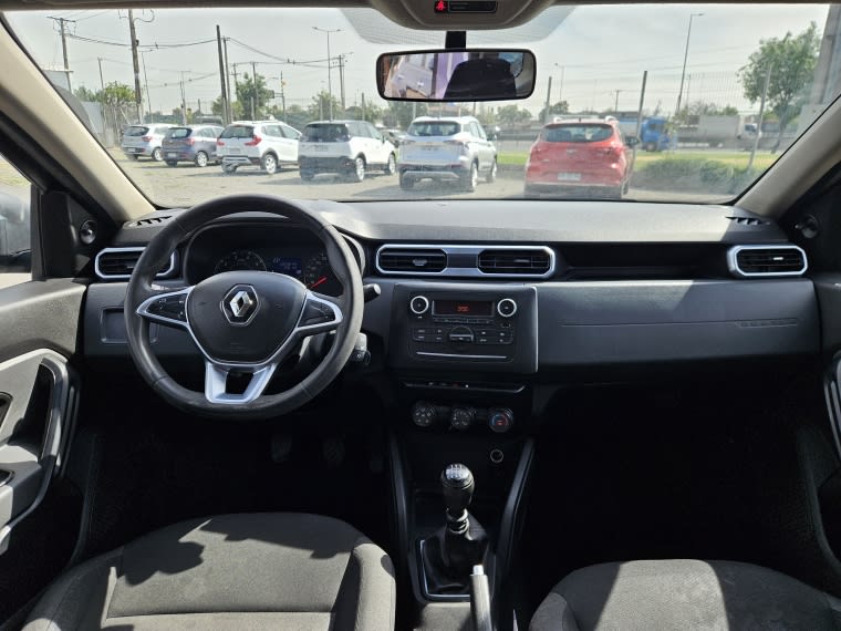 Renault Duster Life Mt 1.6 año 2022