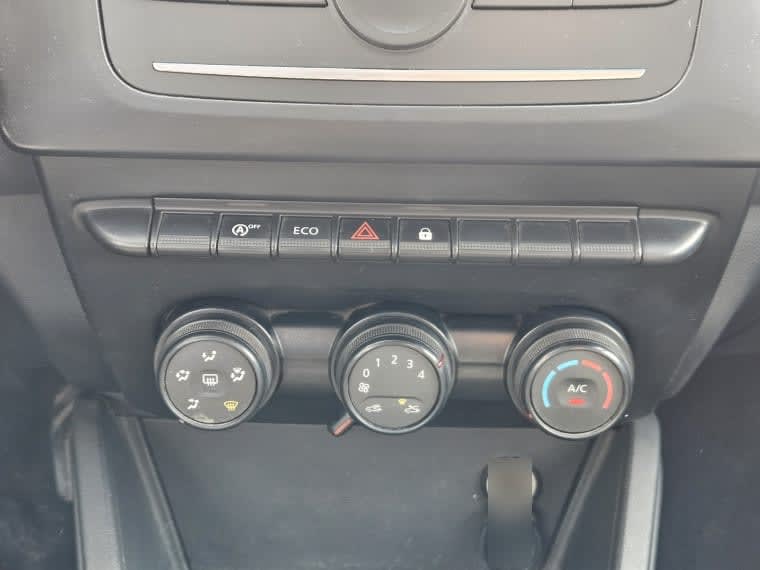 Renault Duster Life Mt 1.6 año 2022
