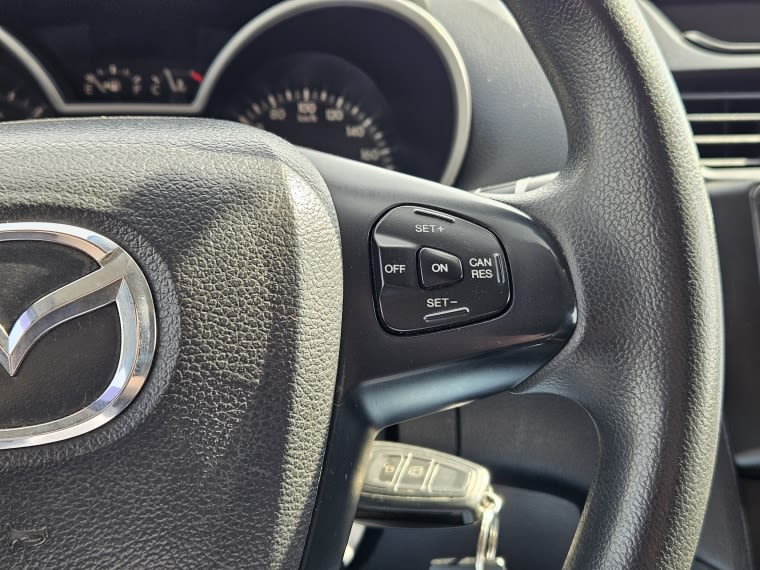 Mazda Bt-50 Dc Sdx Mt 4x2 Diesel 2.2 año 2020