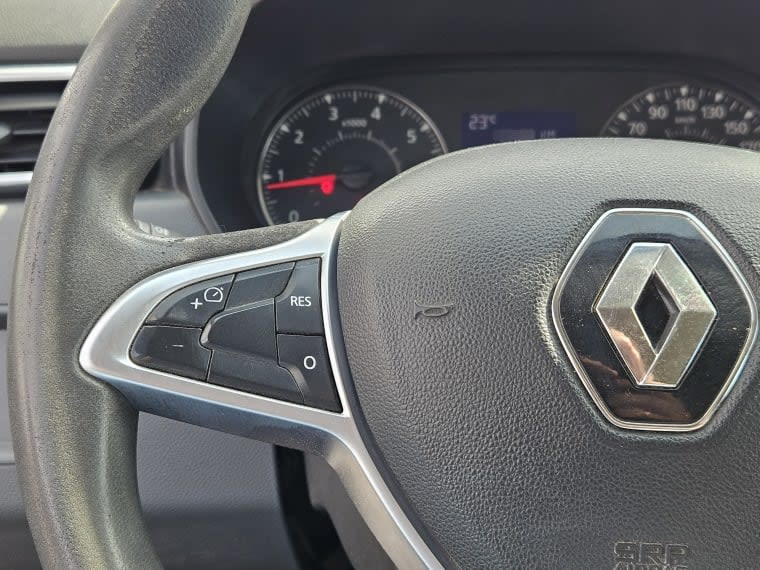 Renault Duster Life Mt 1.6 año 2022