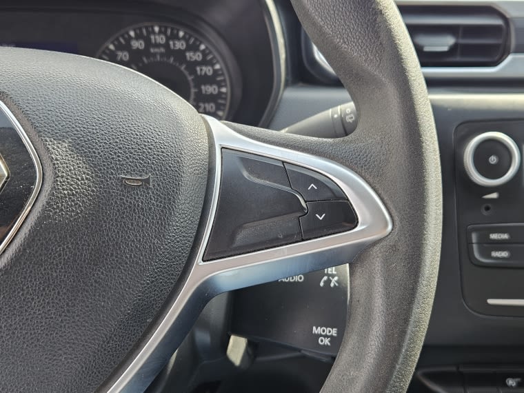 Renault Duster Life Mt 1.6 año 2022