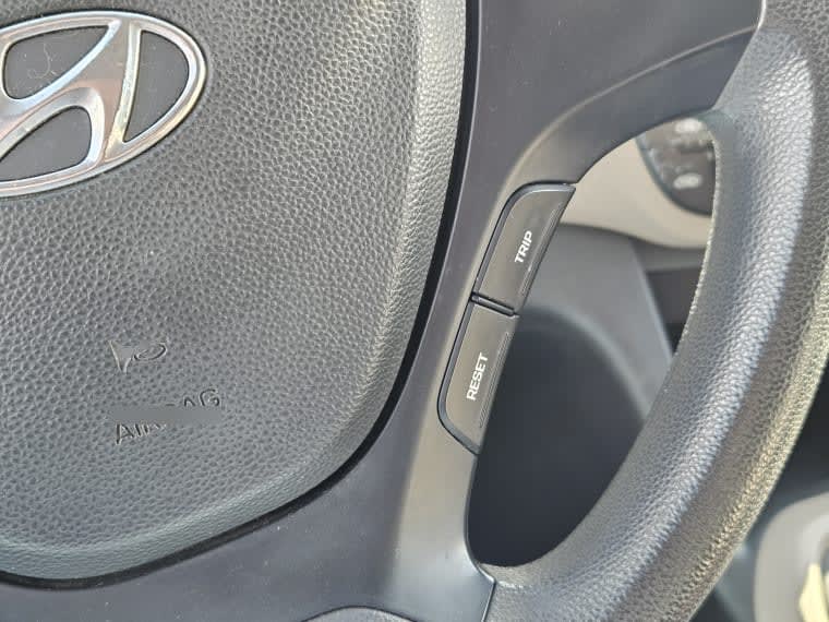 Hyundai I-10 Sdn Mt Gl 2ab Ac Pe 1.2 año 2018