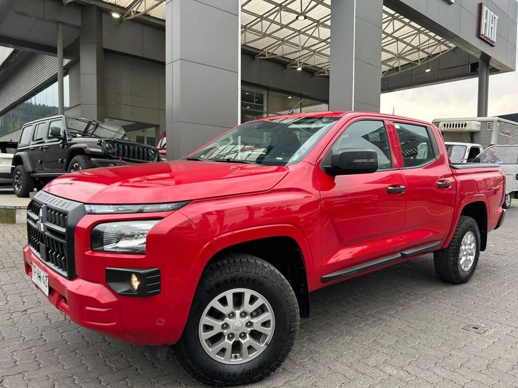Mitsubishi L200 Katana Xrt 4x4 2.4 año 2024