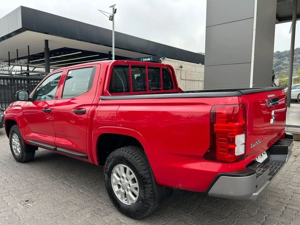 Mitsubishi L200 Katana Xrt 4x4 2.4 año 2024
