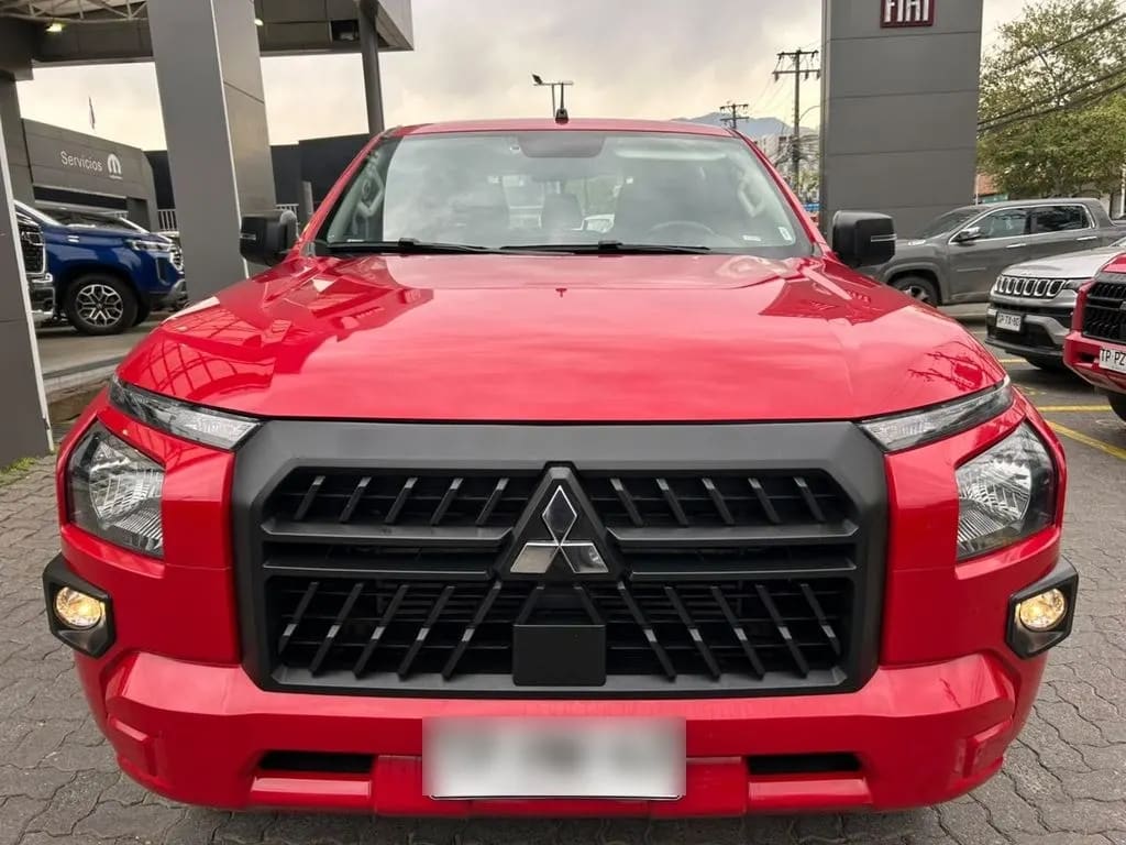 Mitsubishi L200 Katana Xrt 4x4 2.4 año 2024