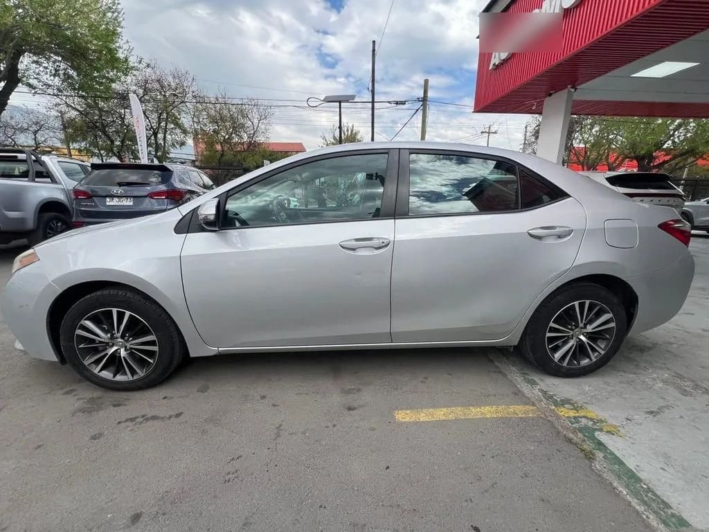 Toyota Corolla Gl 1.8 año 2016