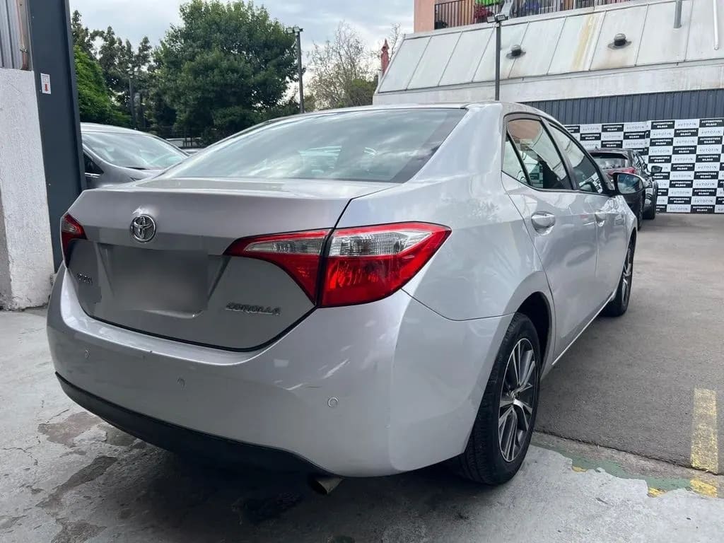 Toyota Corolla Gl 1.8 año 2016