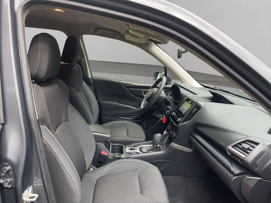 Subaru Forester 2.0i X Awd At 5p año 2021