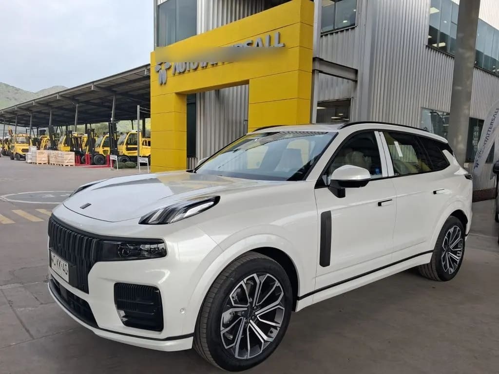 Lynk&Co 09 Halo año 2027