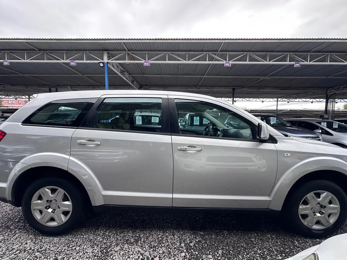 Dodge JOURNEY 2.4 Sxt At año 2012