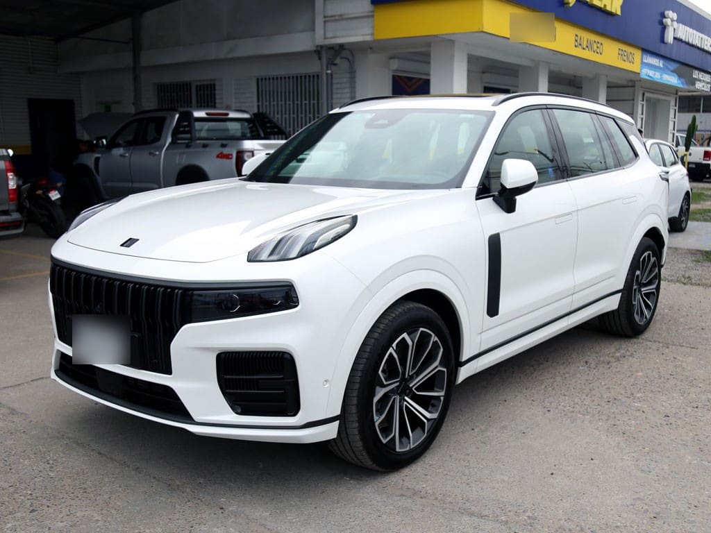 Lynk&Co 09 Halo 2.0 T año 2027