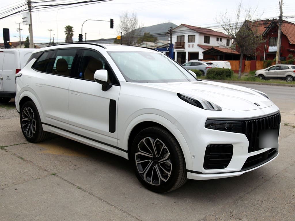 Lynk&Co 09 Halo 2.0 T año 2027
