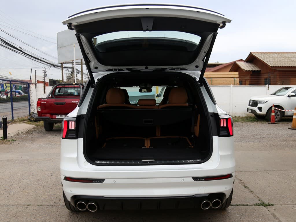 Lynk&Co 09 Halo 2.0 T año 2027