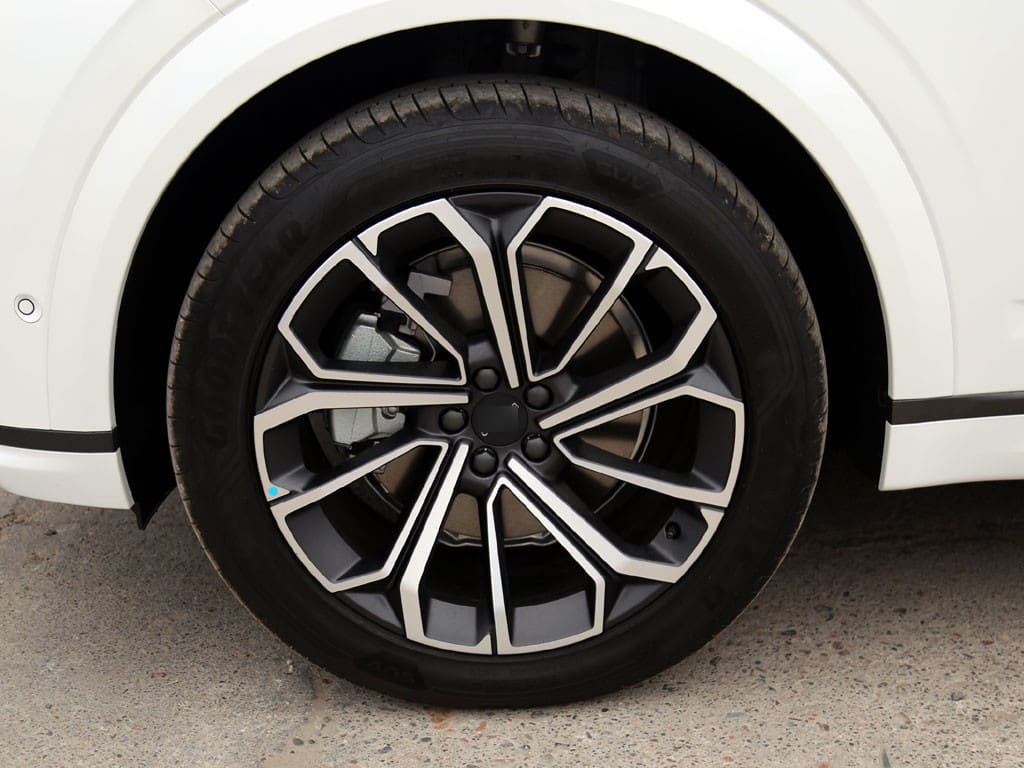Lynk&Co 09 Halo 2.0 T año 2027