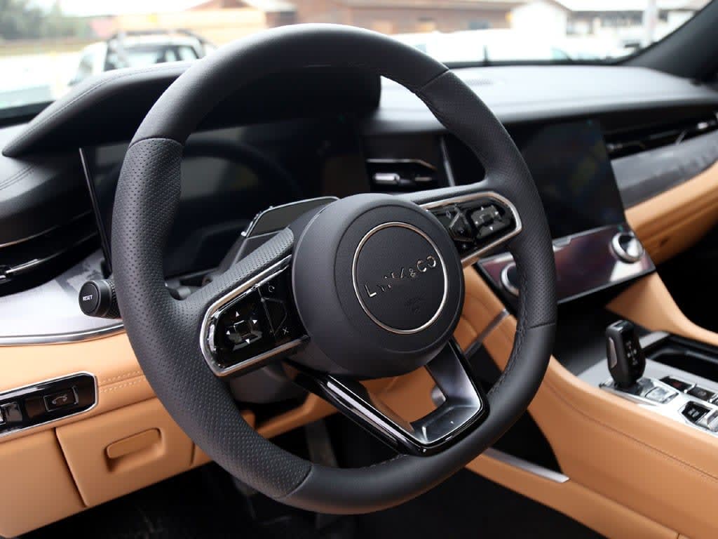 Lynk&Co 09 Halo 2.0 T año 2027
