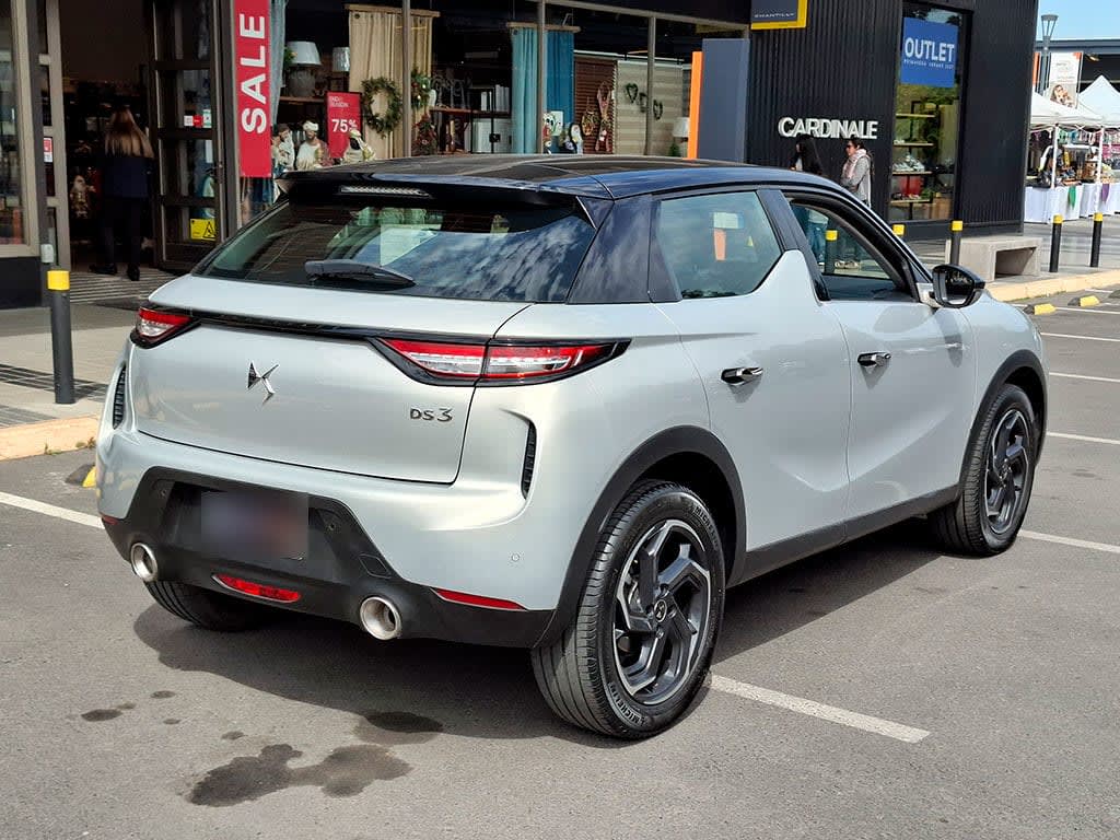 DS Automobiles 3 1.2 Crossback Puretech 4x2 155 8at 5p (correa Ok) año 2023