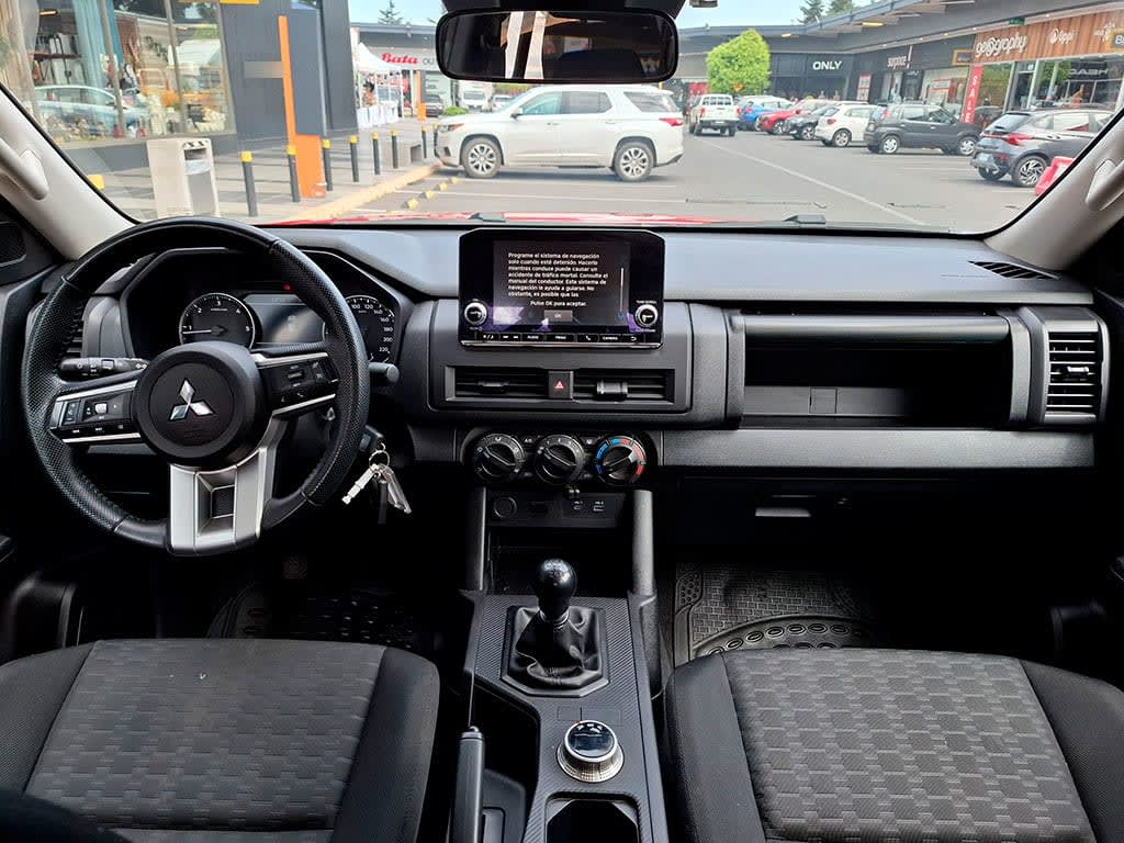 Mitsubishi L200 Katana Xrt 4x4 2.4 año 2024