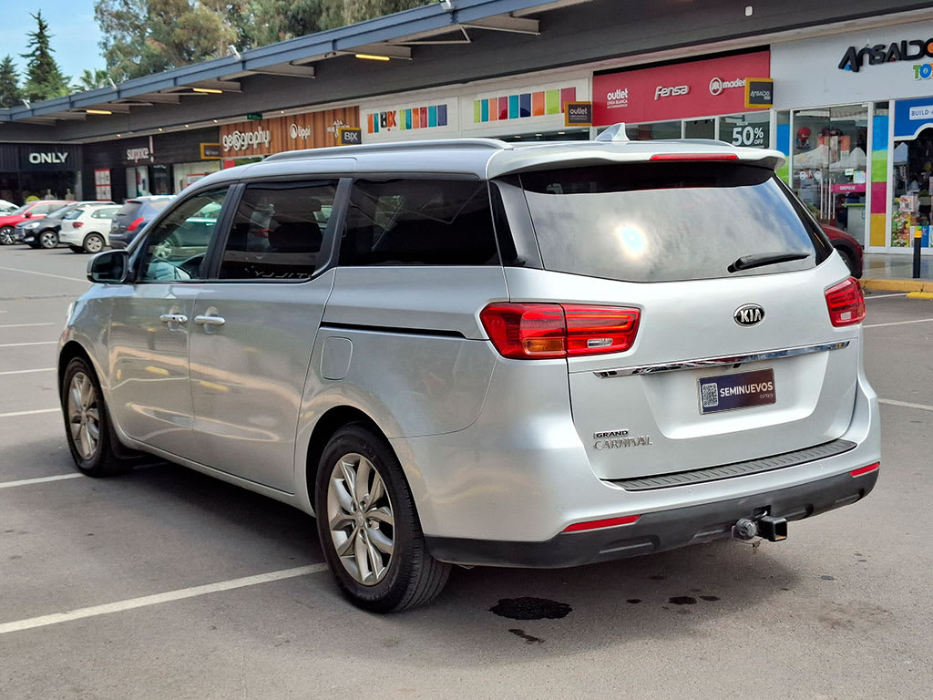 Kia Grand Carnival Ex 3.3 Aut año 2019