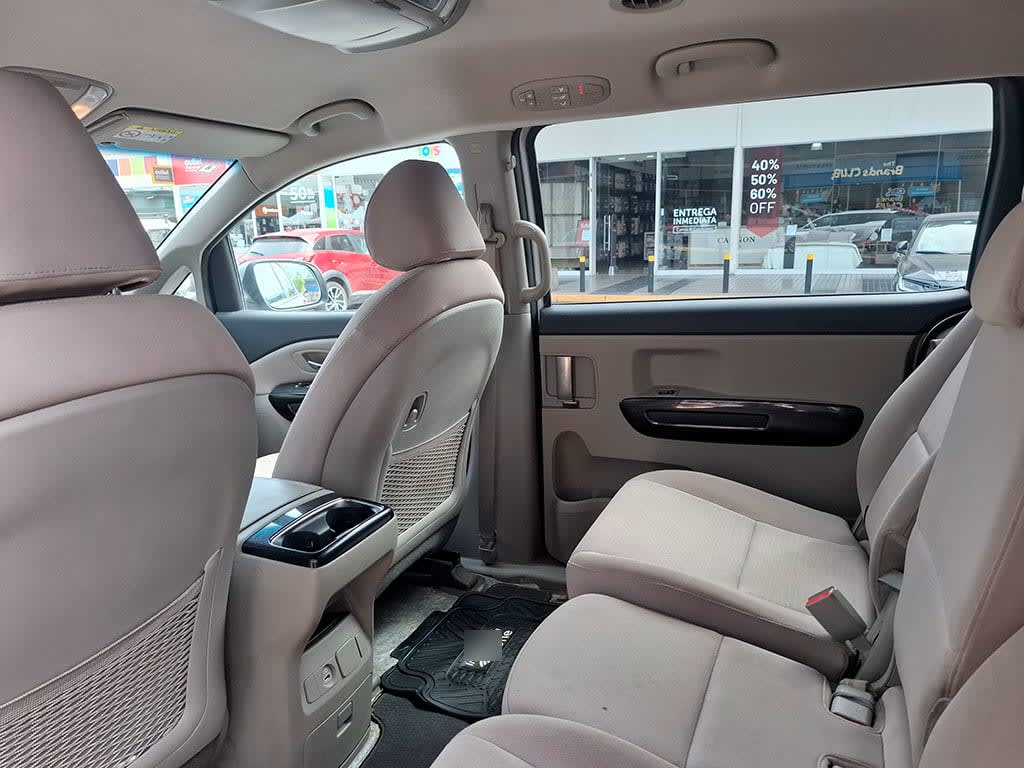 Kia Grand Carnival Ex 3.3 Aut año 2019