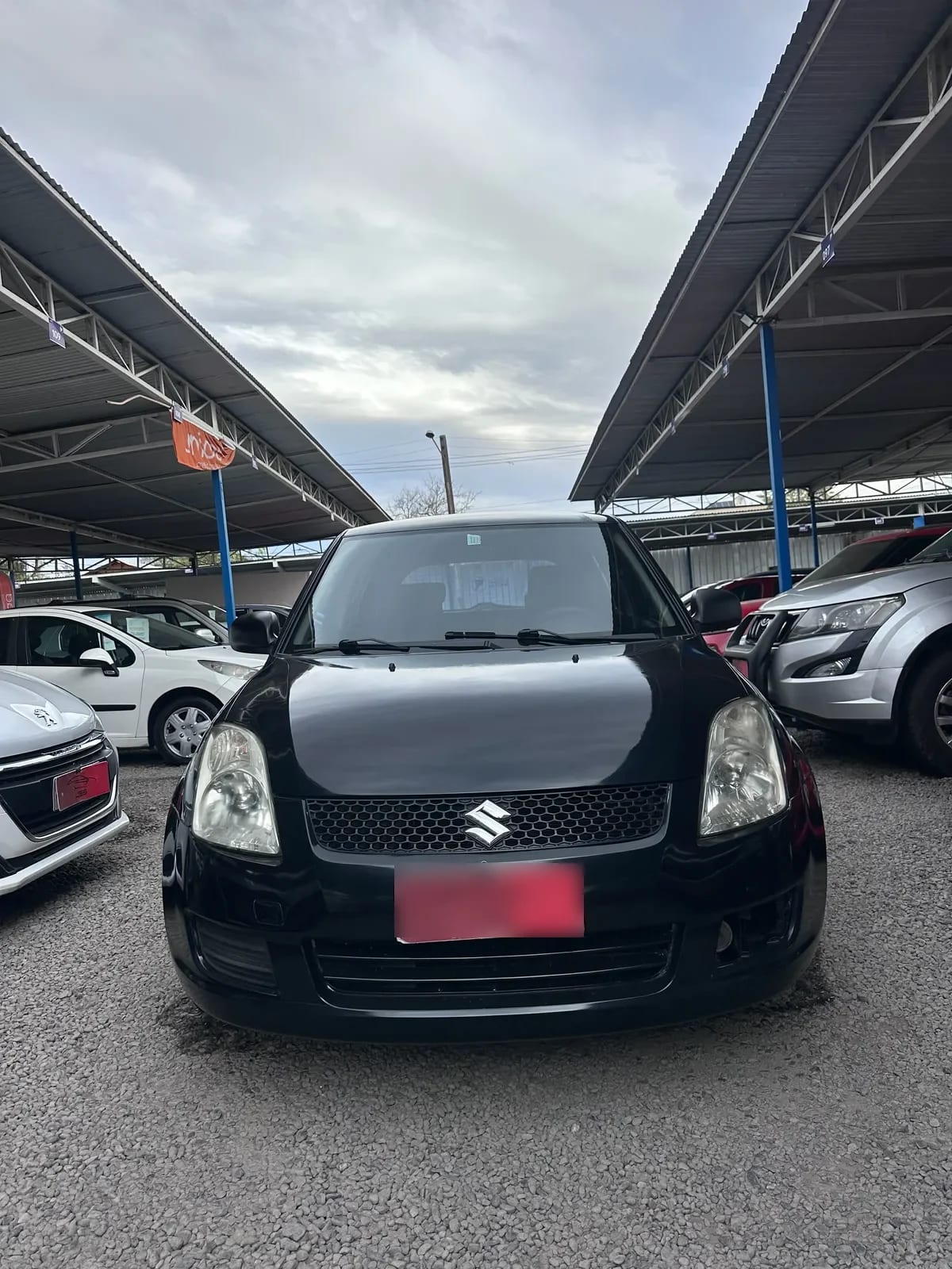 SUZUKI SWIFT 1.3 Gl Mt año 2011