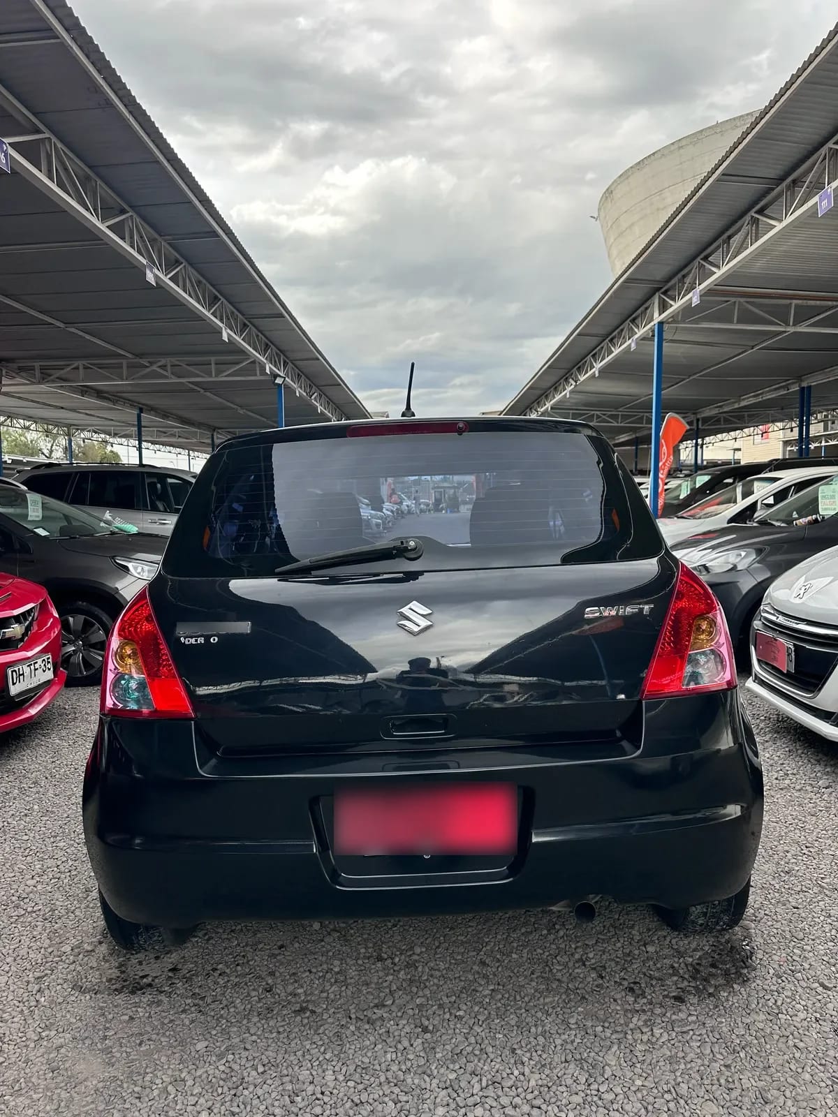 SUZUKI SWIFT 1.3 Gl Mt año 2011