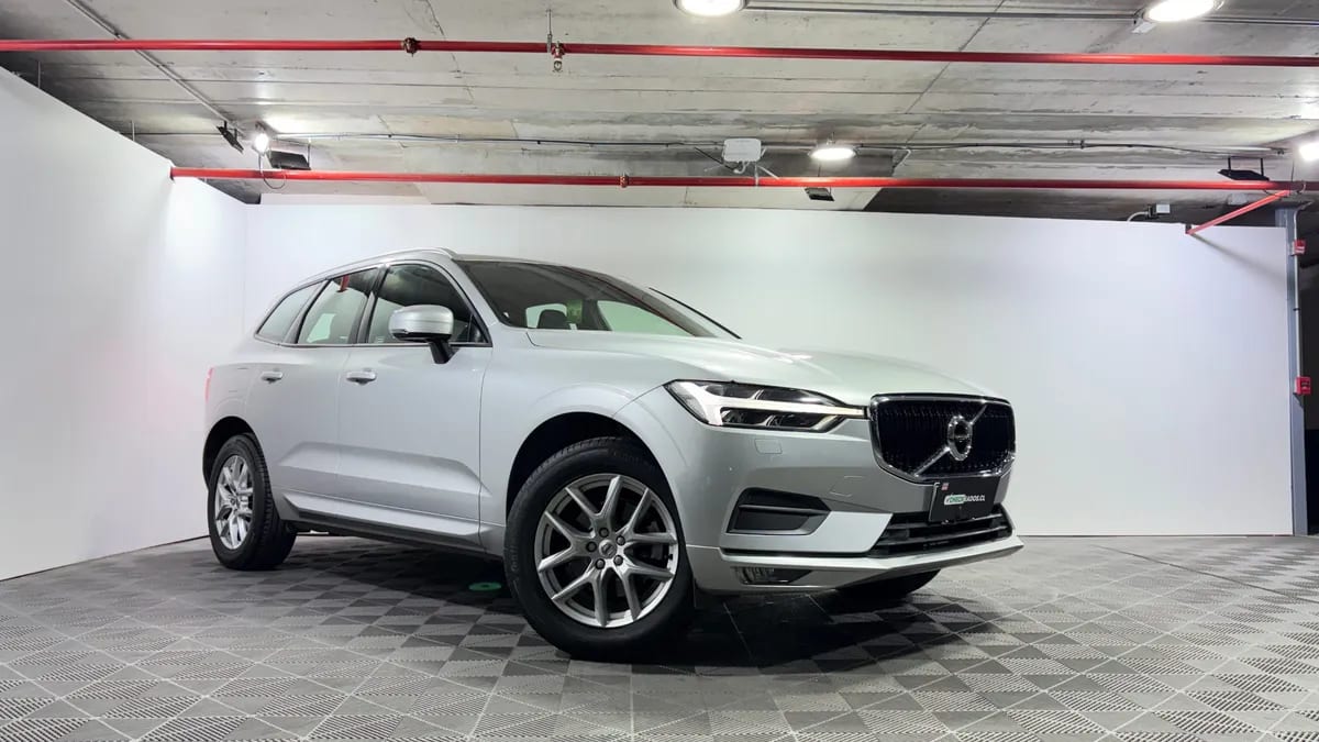 Volvo Xc60 2.0 T5 Cross Country Momentum At 4x4 año 2018