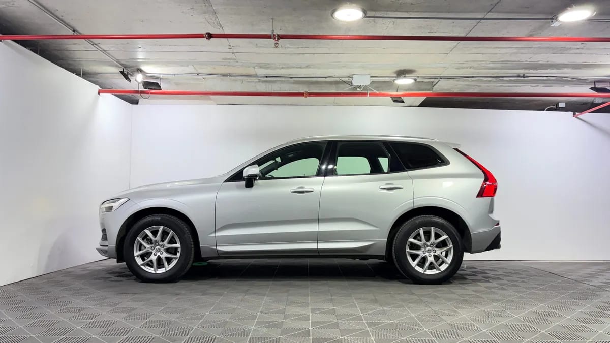 Volvo Xc60 2.0 T5 Cross Country Momentum At 4x4 año 2018